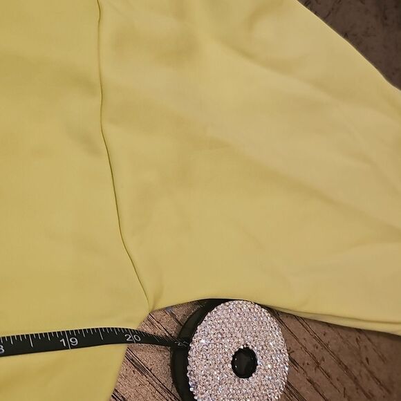 Lime Green Sweater Size S NWOT - Picture 6 of 9